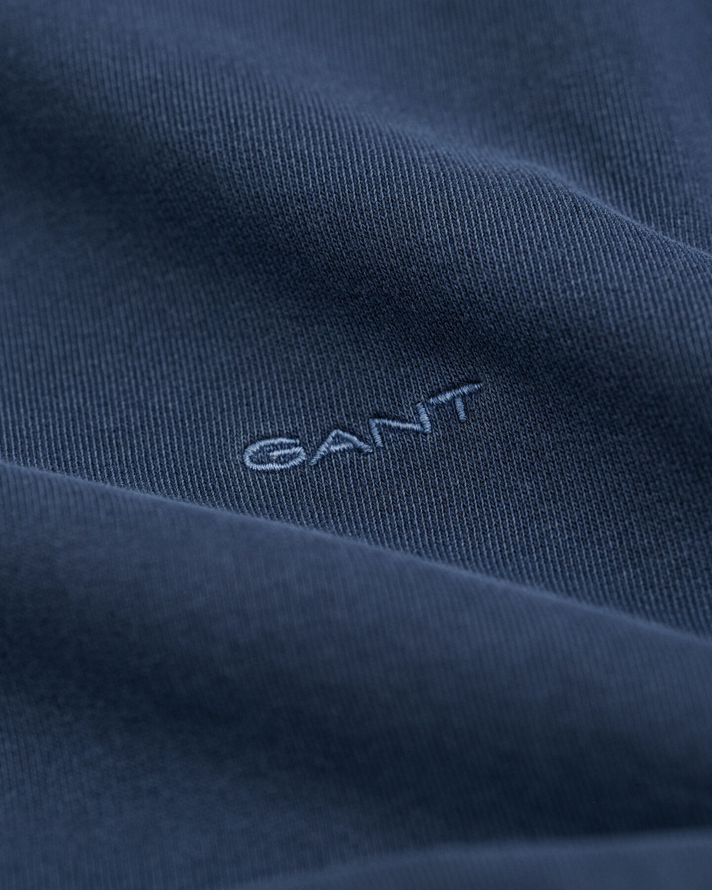 Sunfaded-collegepaita, py&ouml;re&auml; p&auml;&auml;ntie