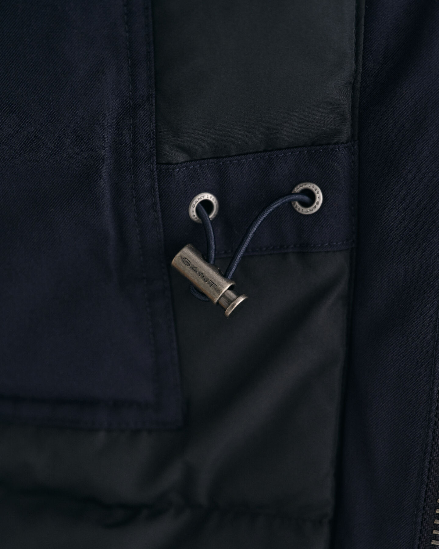 Topattu flanellikankainen maastotakki