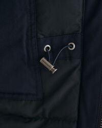 Topattu flanellikankainen maastotakki