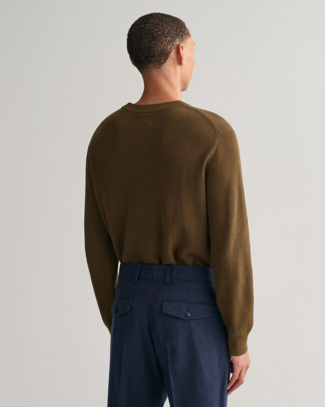 Py&ouml;re&auml;kauluksinen ribbineulepusero puuvillan ja villan sekoitteesta