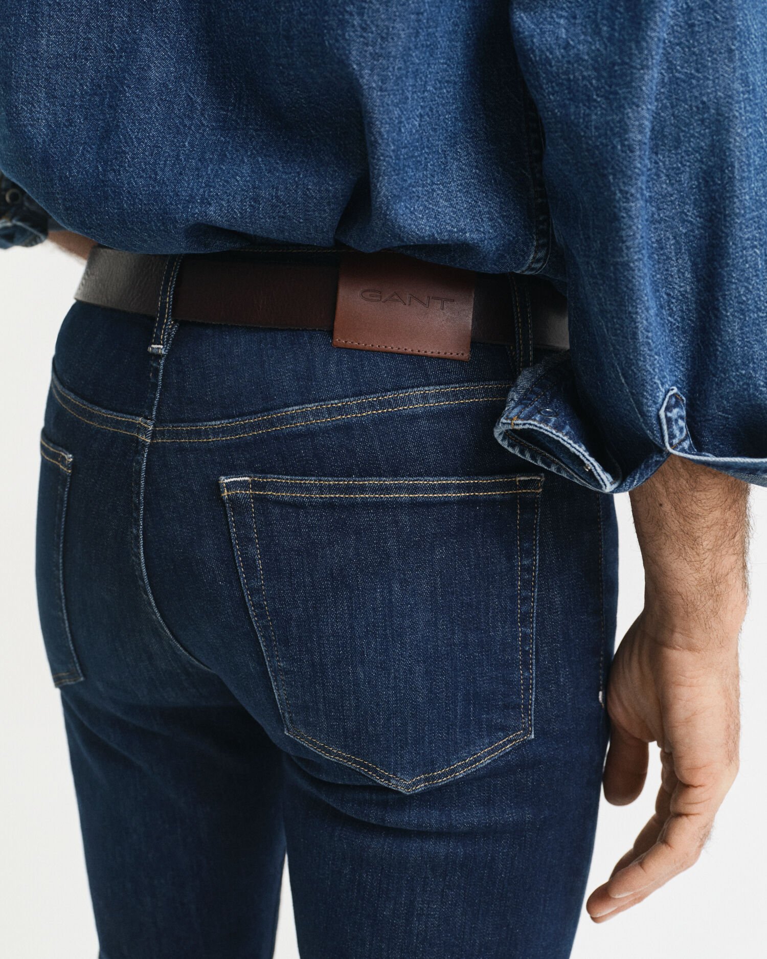 Extra slim fit ‑mitoitetut Active Recover -farkut