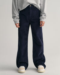 Teen Girls ‑malliston leve&auml;lahkeiset vakosamettihousut