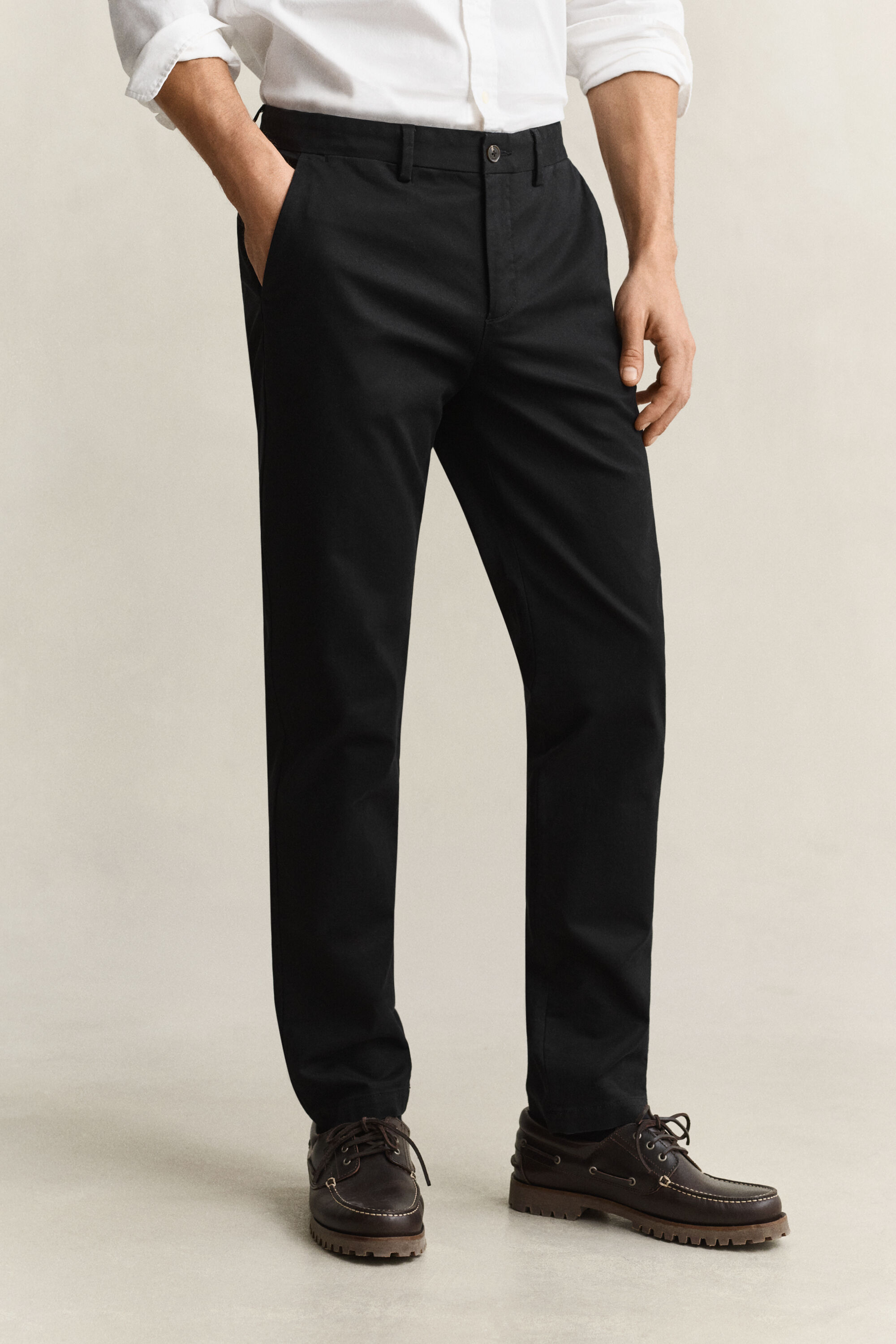 Slim fit ‑mitoitetut siistit chinot