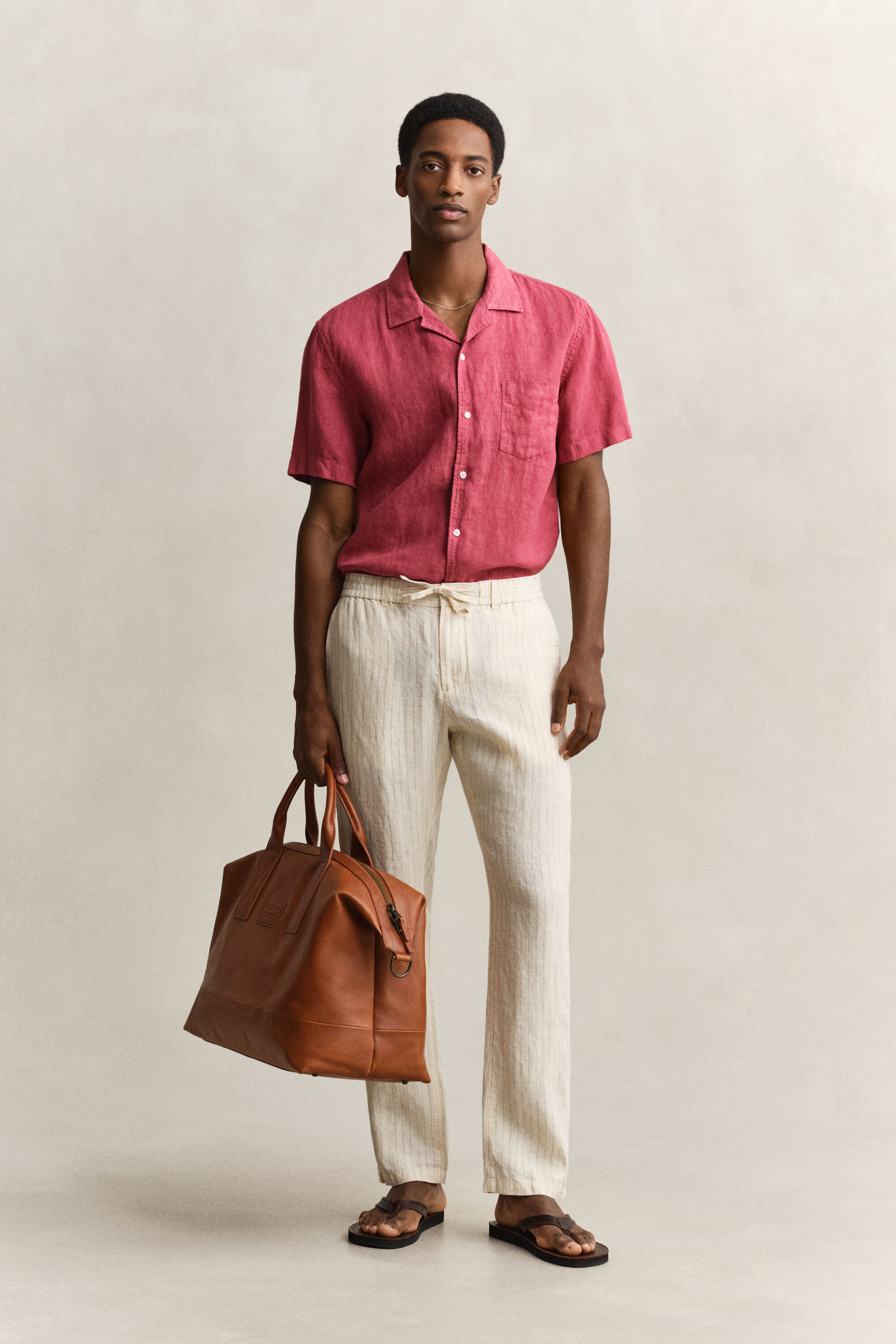 Raidalliset pellavahousut