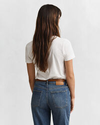 Shield-t‑paita, jossa v-pääntie