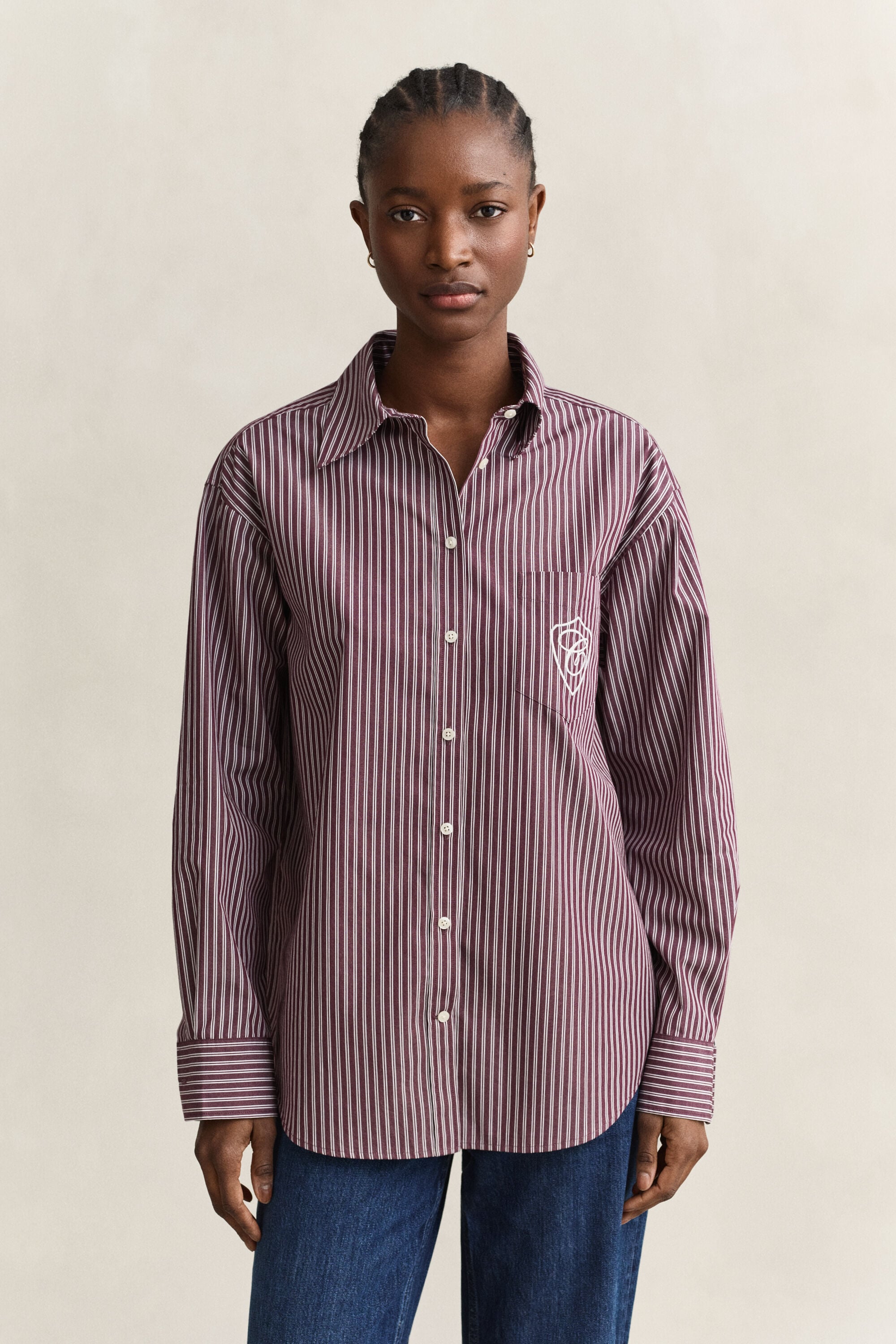 Relaxed fit ‑mitoitettu klassinen popliiniraitapaita