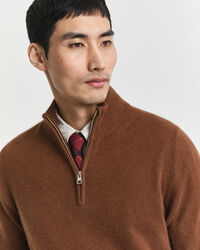 Puolivetoketjullinen kašmirneulepusero