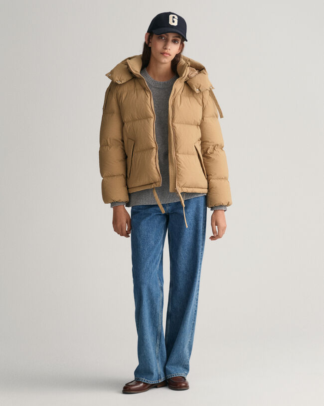 Lyhyt kevytuntuvatakki