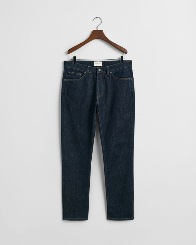 Slim fit ‑mitoitetut farkut