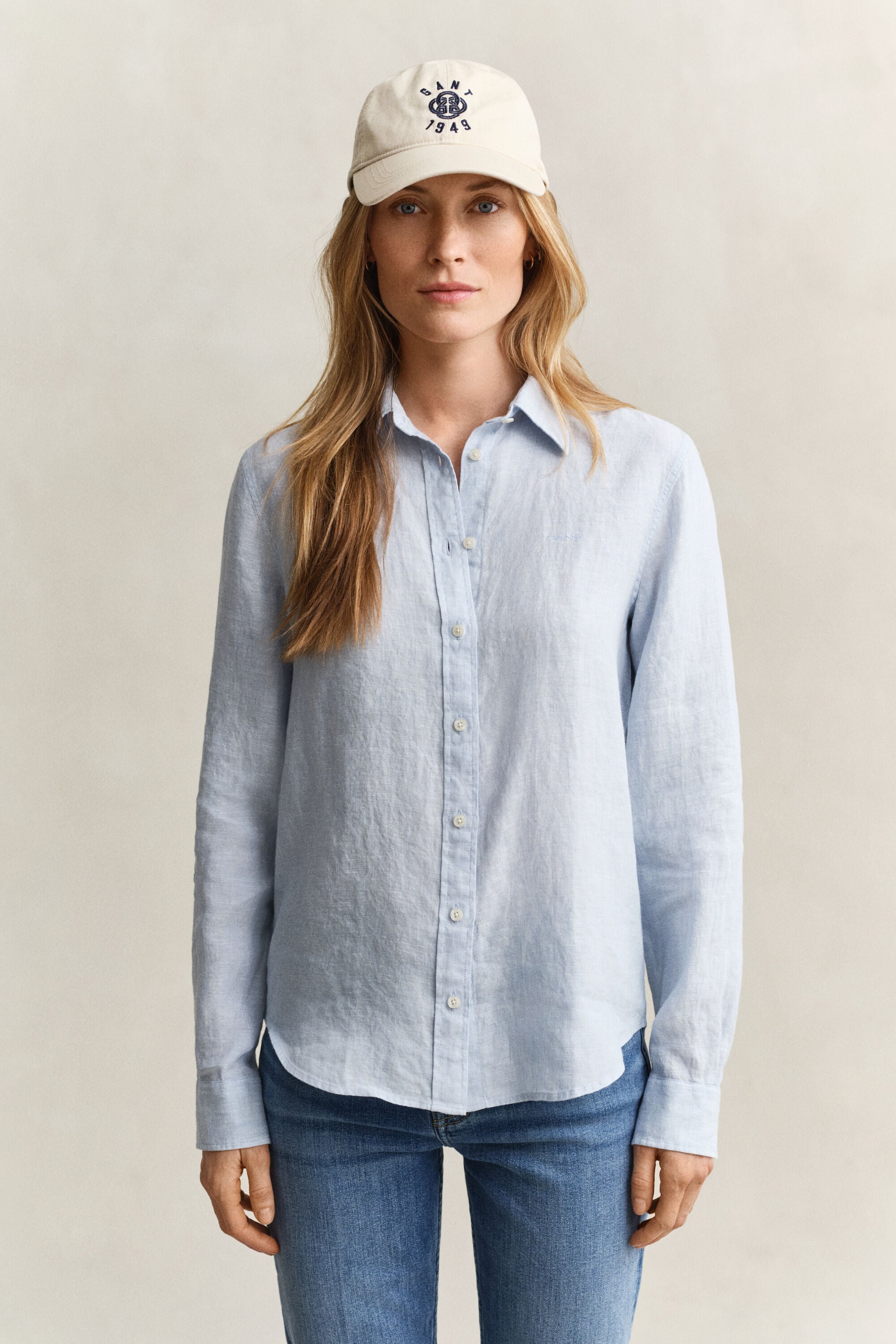 Regular fit ‑mitoitettu pellavapaita
