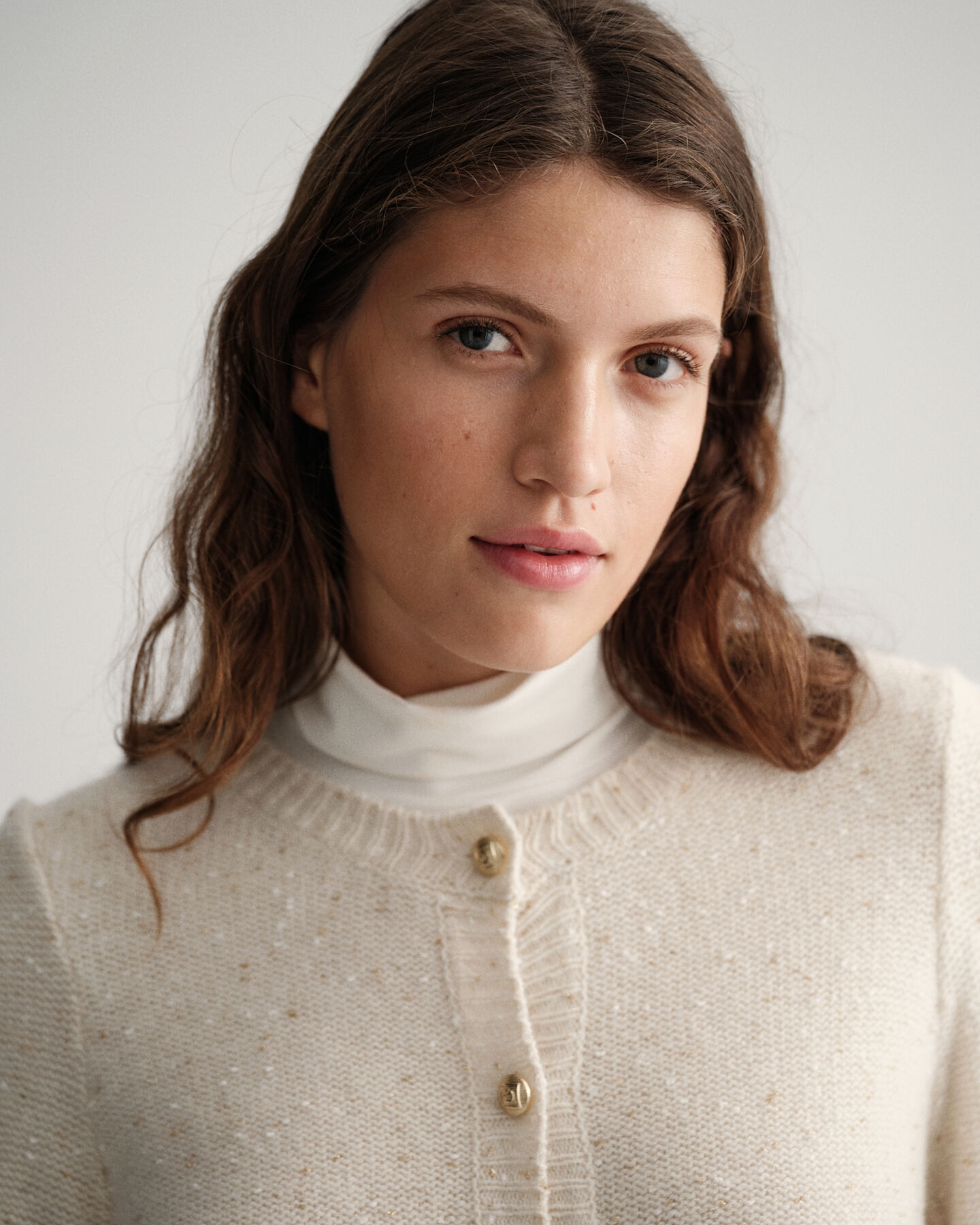 Sparkling-neuletakki, py&ouml;re&auml; p&auml;&auml;ntie