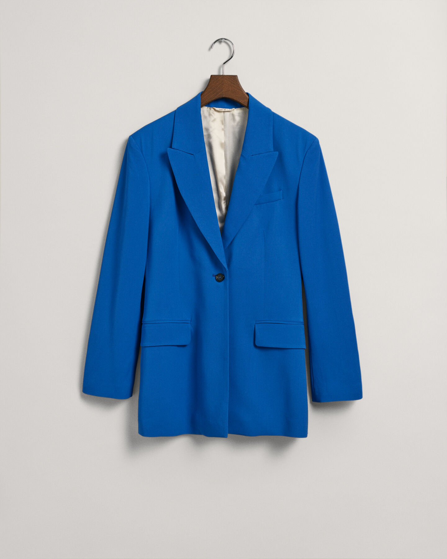 Harteista leveä tyköistuva bleiseri