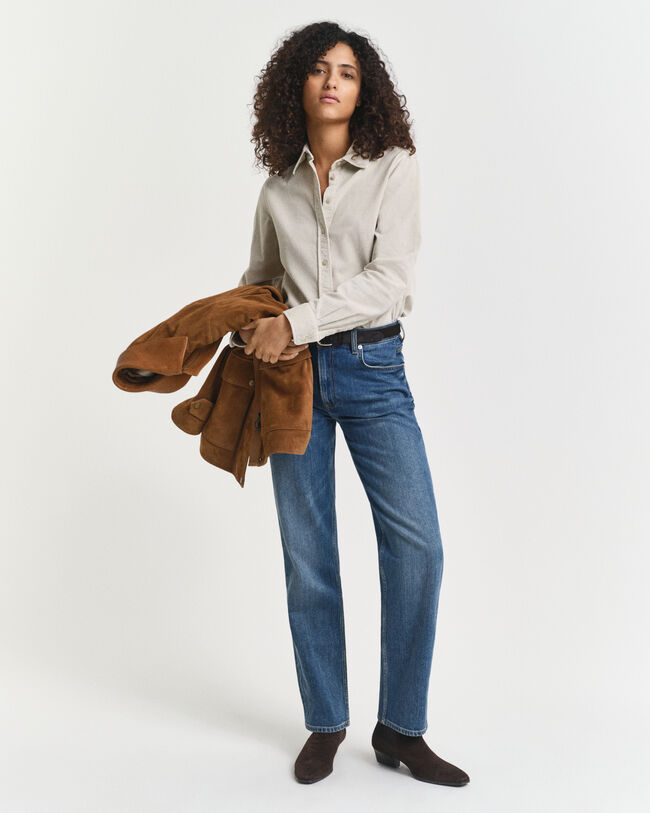 Regular fit ‑mitoitettu vakosamettipaita