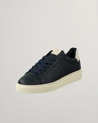 Mc Julien ‑tennarit