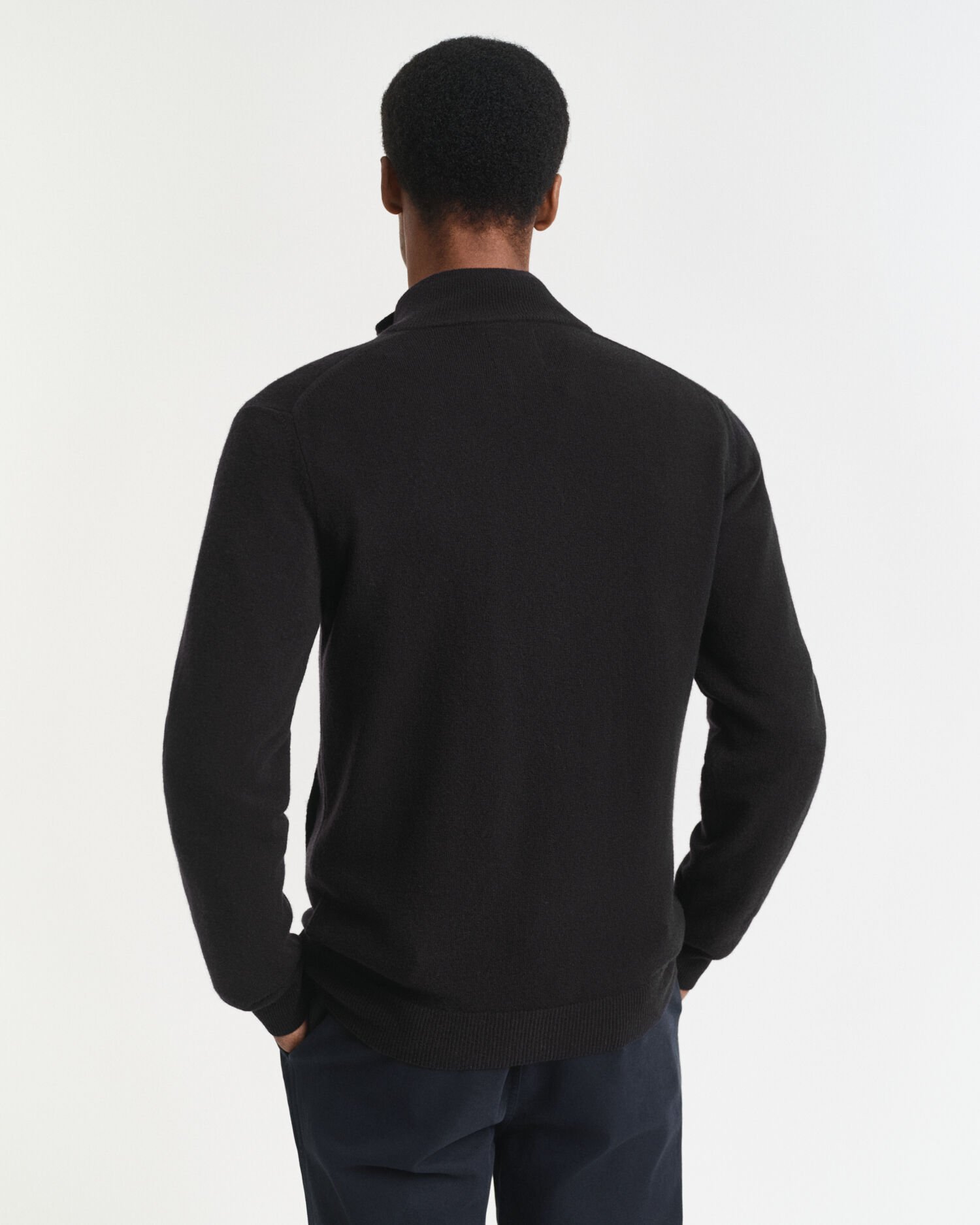 Vetoketjullinen neuletakki ohutta lampaanvillaa