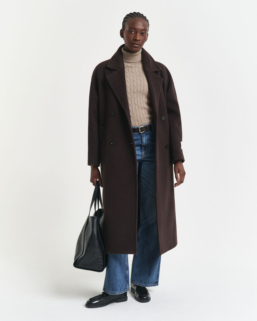 Joustopuuvillainen palmikkopooloneule