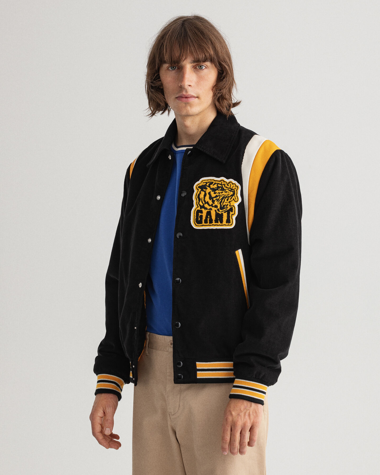 Vakosamettinen GANT Varsity Jacket