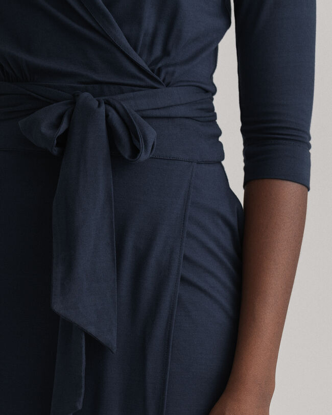 Jerseykankainen kietaisumekko