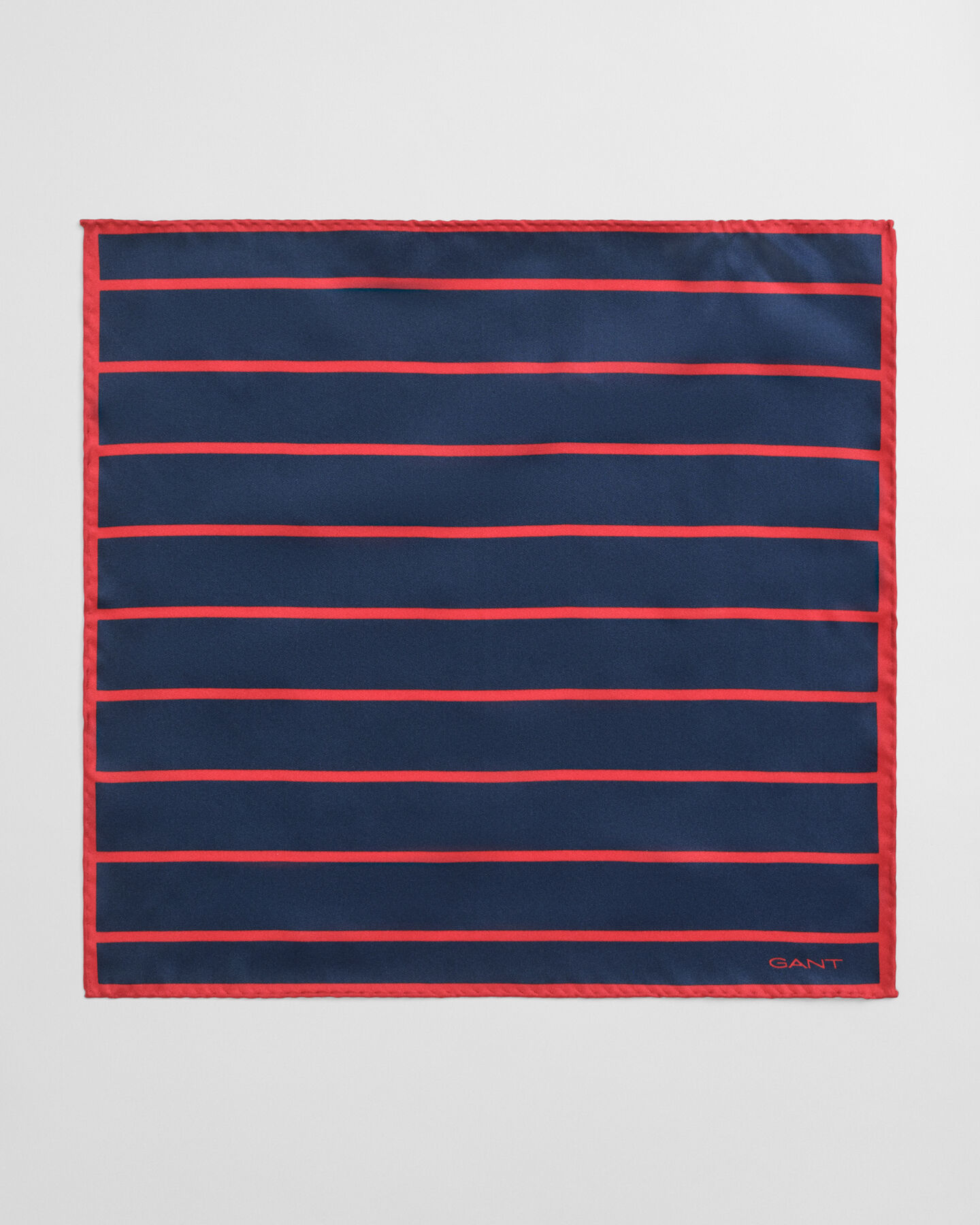 Raidallinen taskuliina