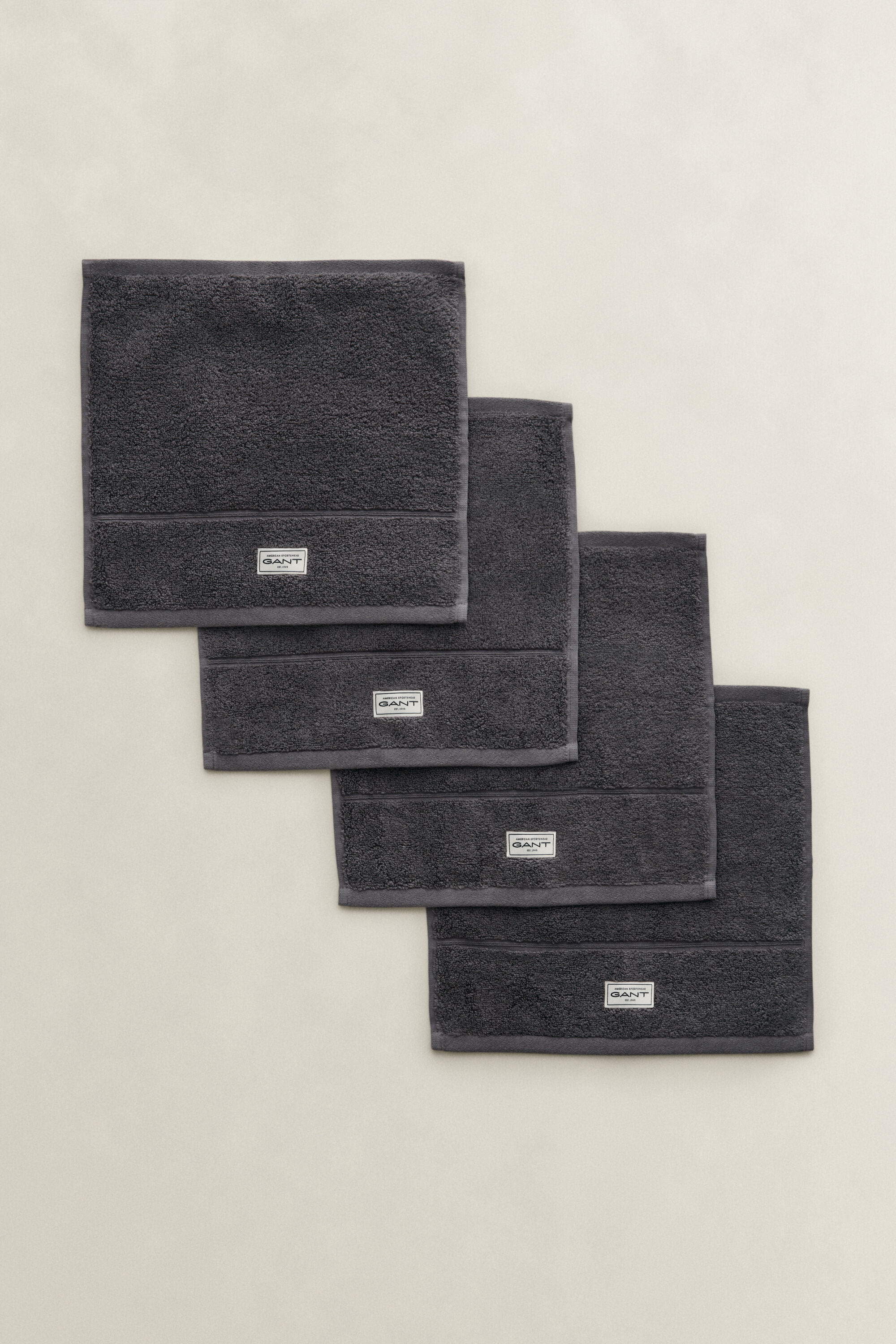 Premium-pyyhkeet (30 cm x 30 cm), 4 kpl:n pakkaus