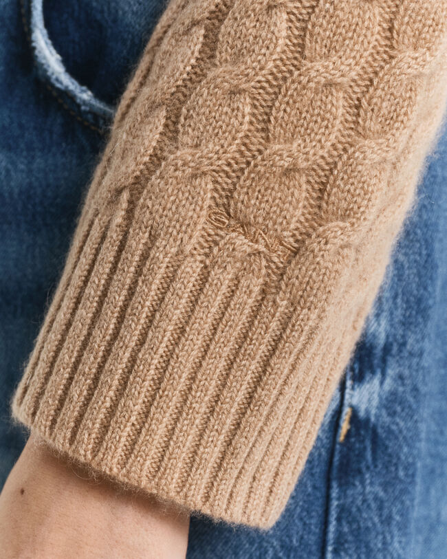 Kašmirvillainen palmikkoneulepusero, pyöreä pääntie