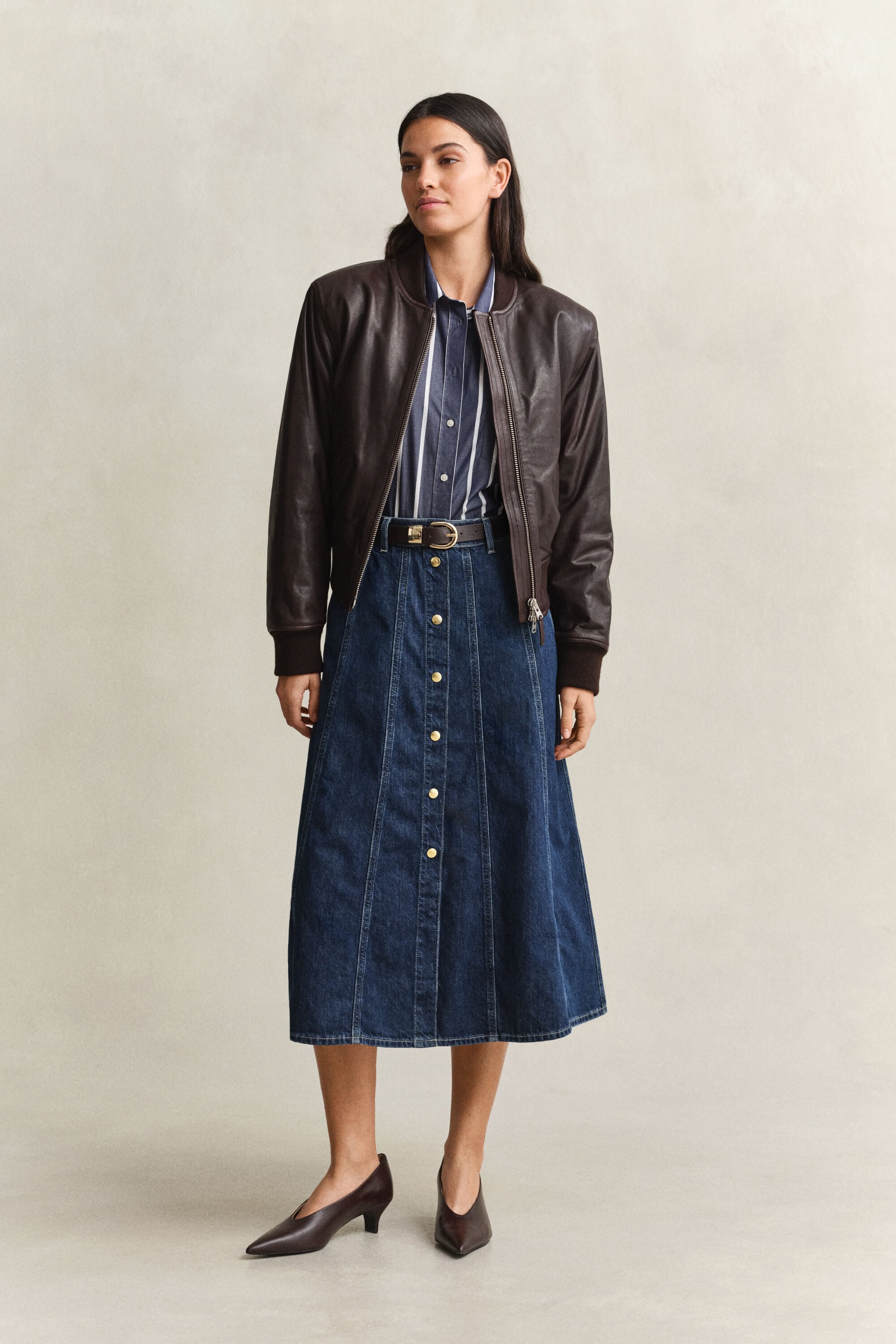 Relaxed fit ‑mitoitettu klassinen popliiniraitapaita
