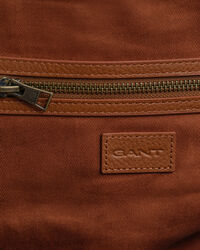 Nahkainen putkikassi