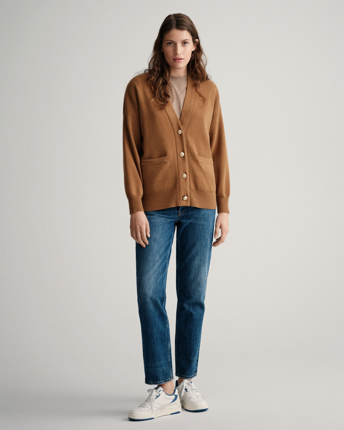 Yksivärinen oversized fit ‑mitoitettu neuletakki