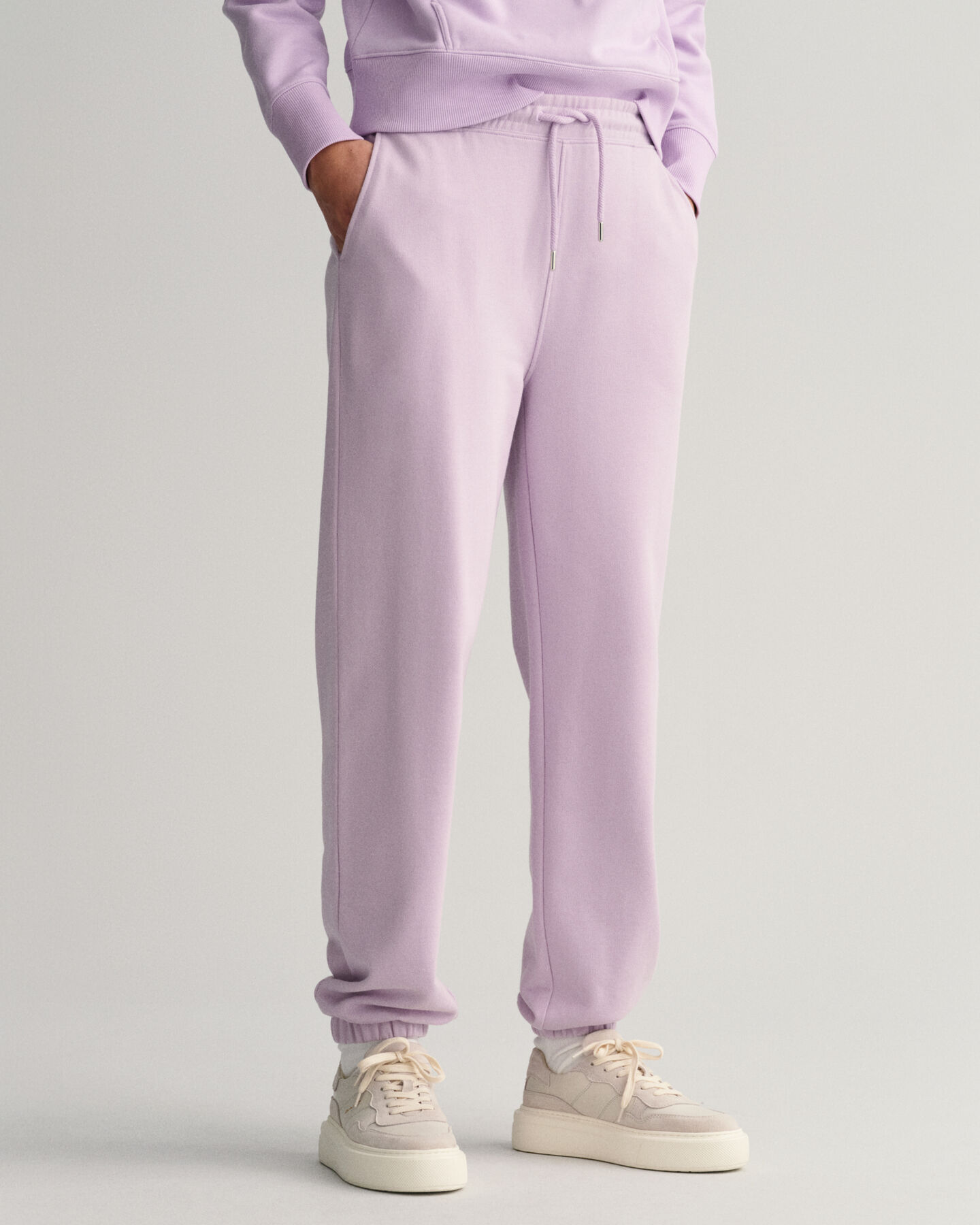 Relaxed fit ‑mitoitetut Icon&nbsp;G Essential ‑collegehousut