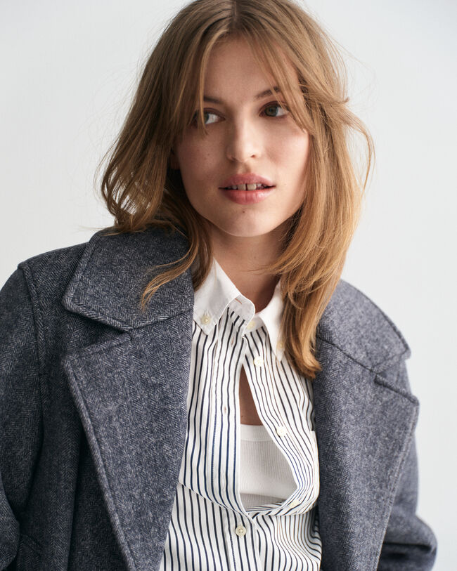 Lyhyt kalanruotokuvioinen villakangastakki