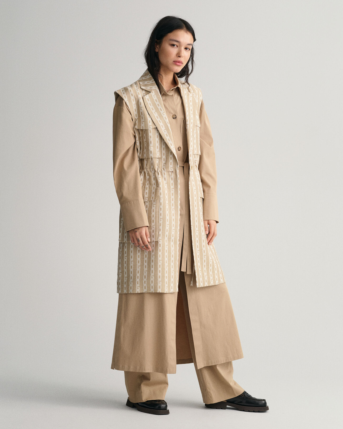 Jakardikankainen Chain-liivi