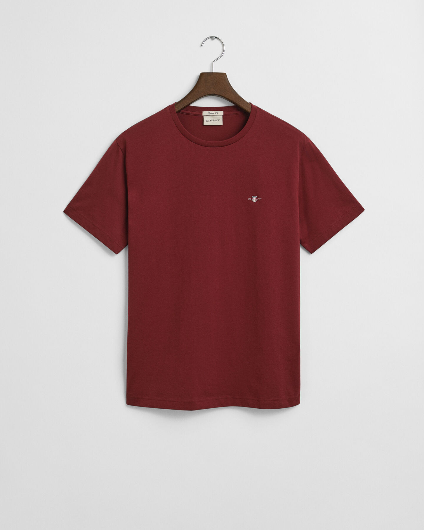 Regular fit ‑mitoitettu Shield-t‑paita