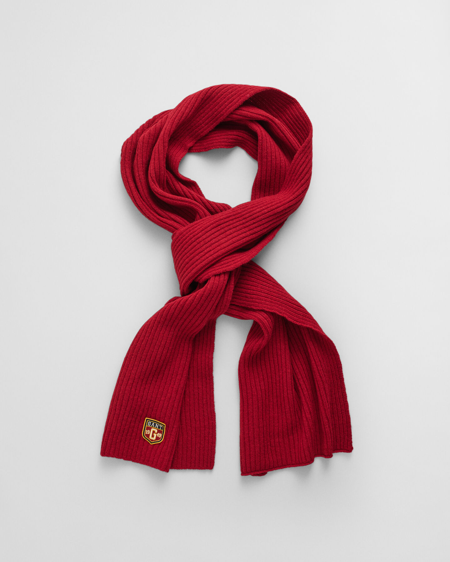 Badge-villapipo ja ‑kaulaliina lahjapakkauksessa