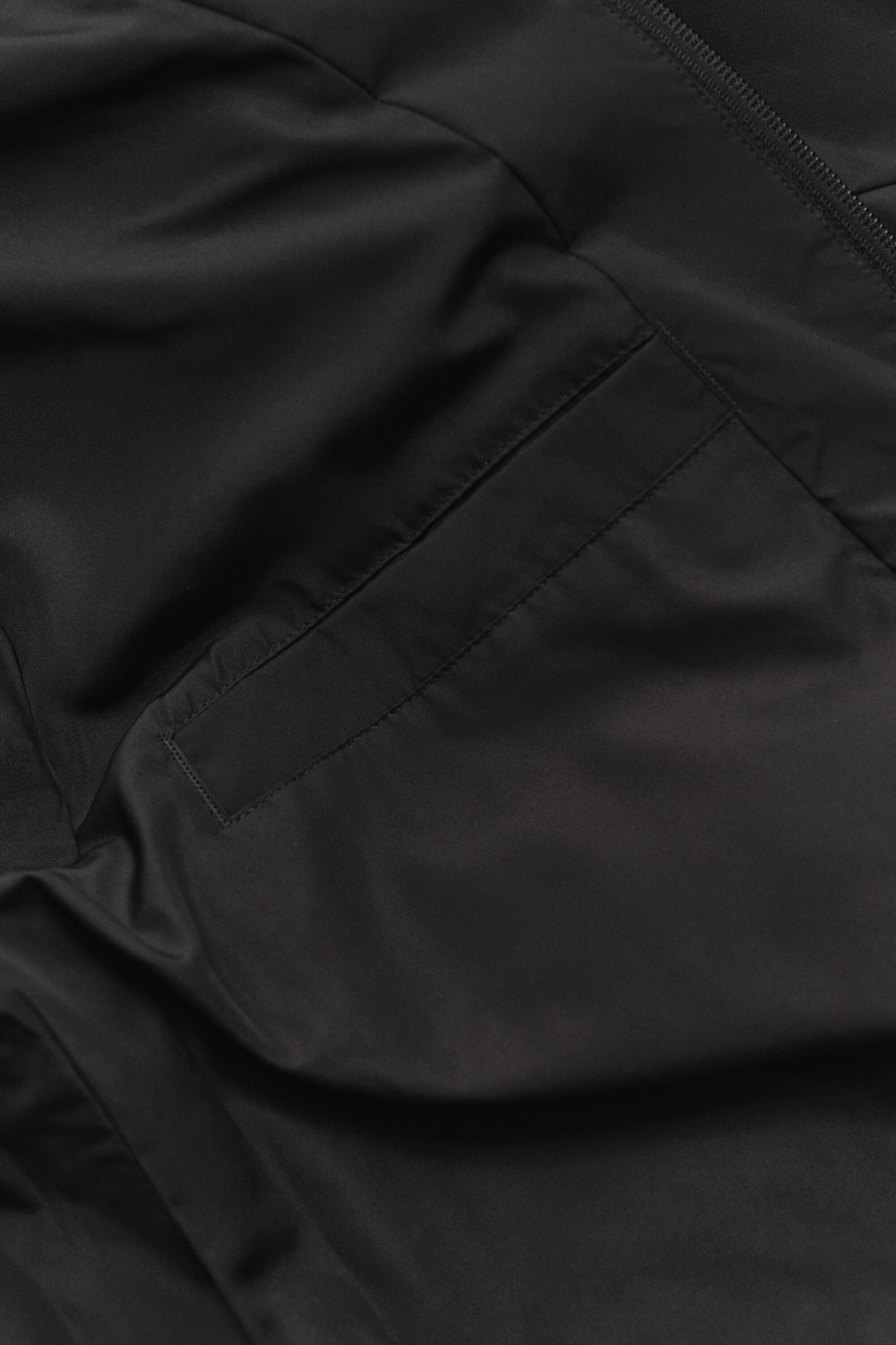 Kevyt Harrington‑takki