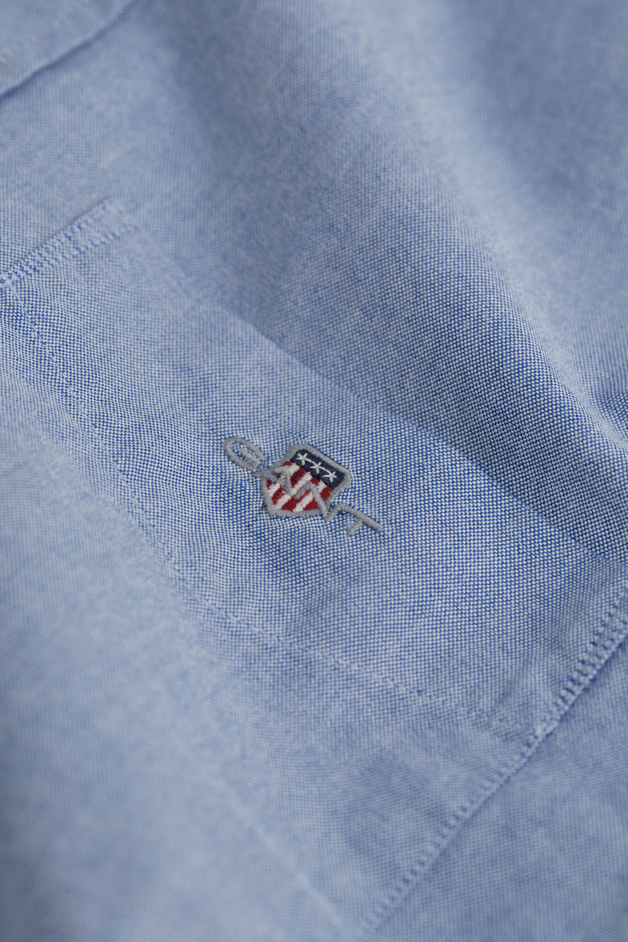 Regular fit ‑mitoitettu klassinen oxford-paita