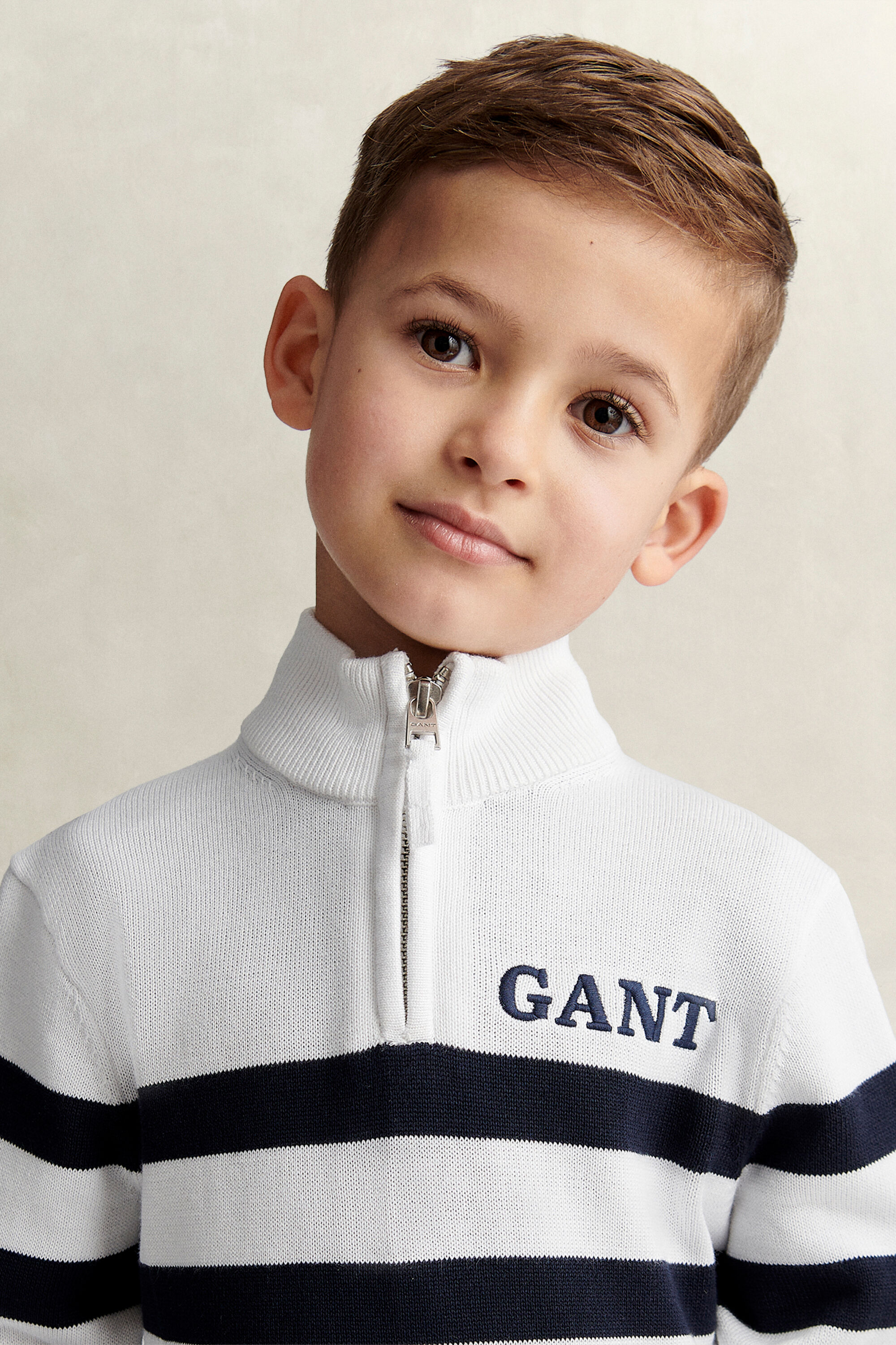 Boys-malliston breton-raidallinen vetoketjuneule