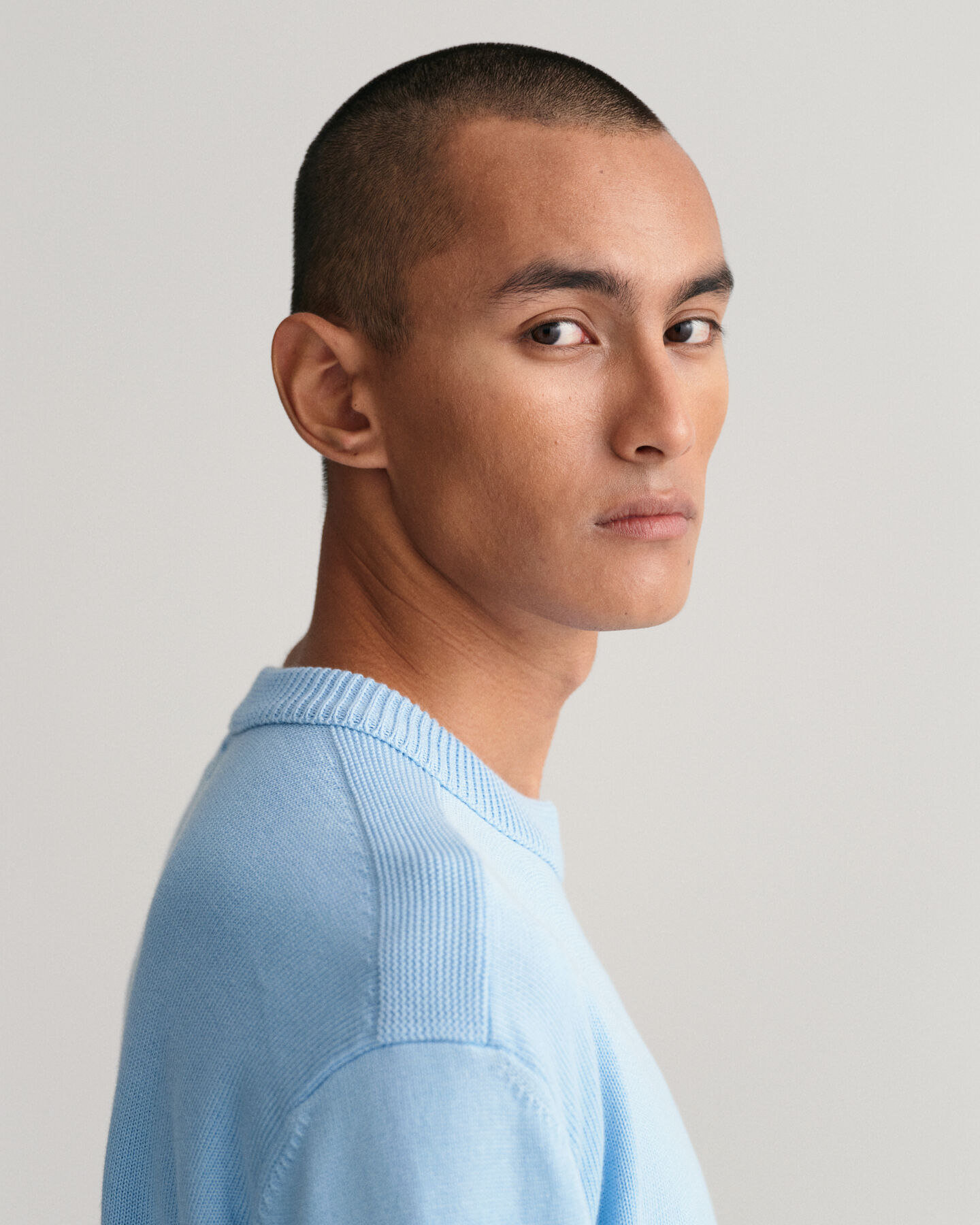 Sailor-neulepusero, py&ouml;re&auml; p&auml;&auml;ntie