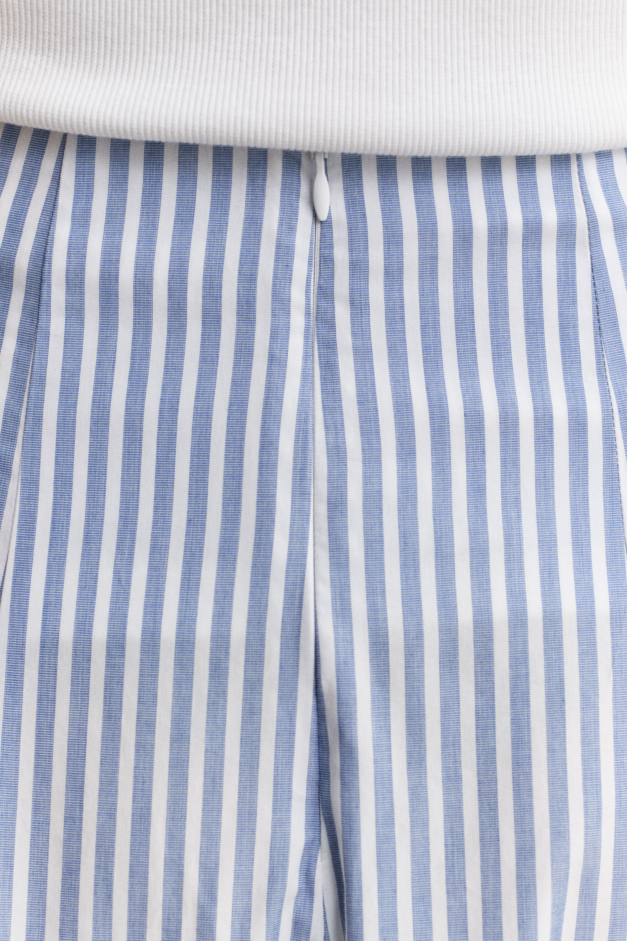 Raidallinen midimittainen puuvillahame