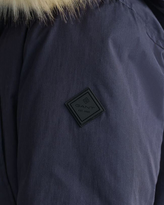 Parkatakki talvikäyttöön