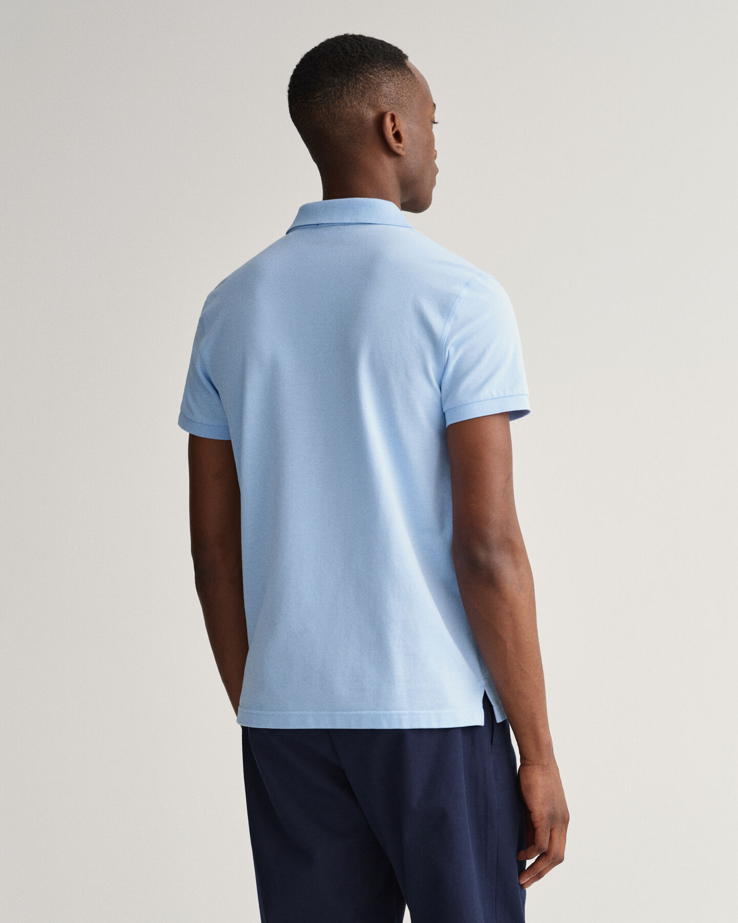 Slim fit ‑mitoitettu Original-pikeepaita