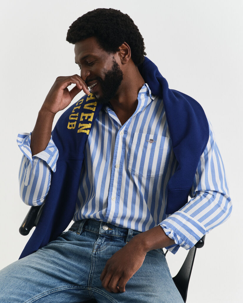 Regular&nbsp;fit ‑mitoitettu klassinen popliiniraitapaita