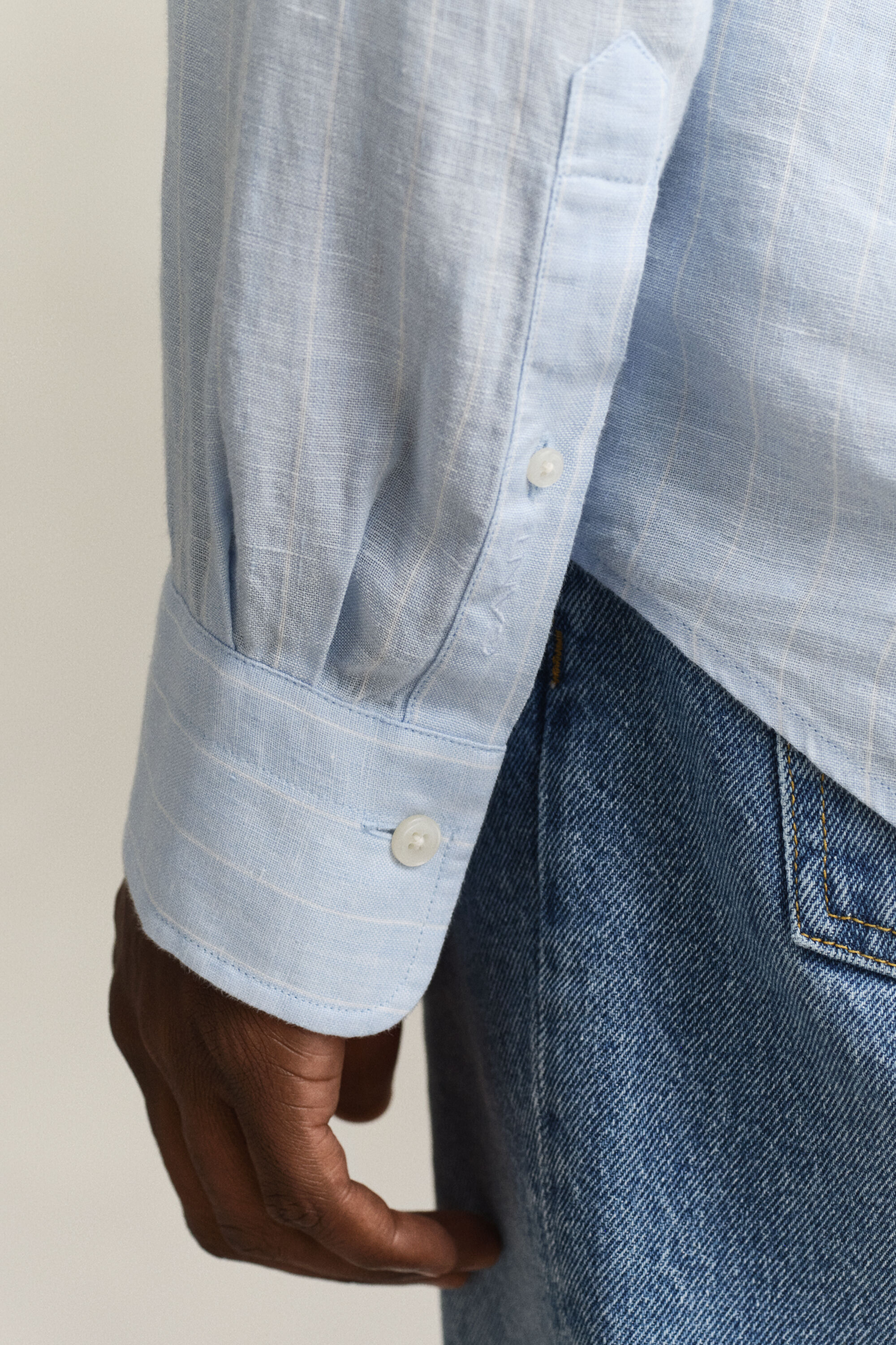 Raidallinen pellavapaita