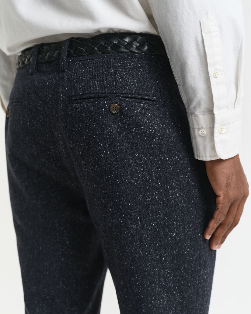 Slim&nbsp;fit ‑mitoitetut Donegal-puvunhousut