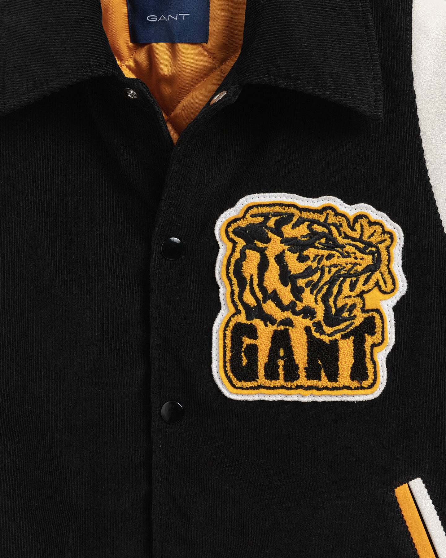 Vakosamettinen GANT Varsity Jacket