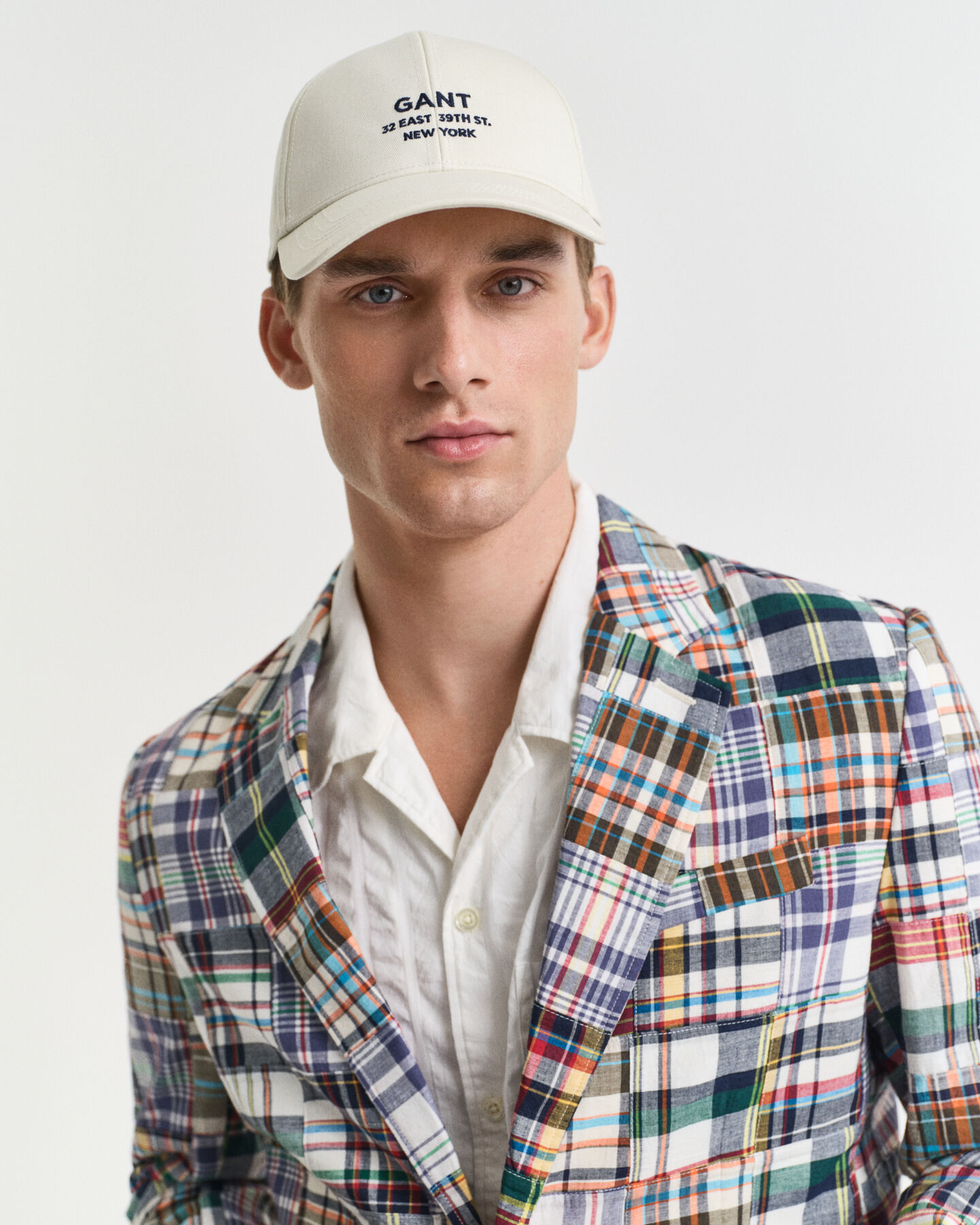 Regular fit -mitoitettu ruutubleiseri