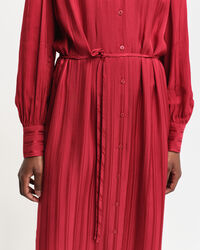 Raidallinen satiinipaitamekko