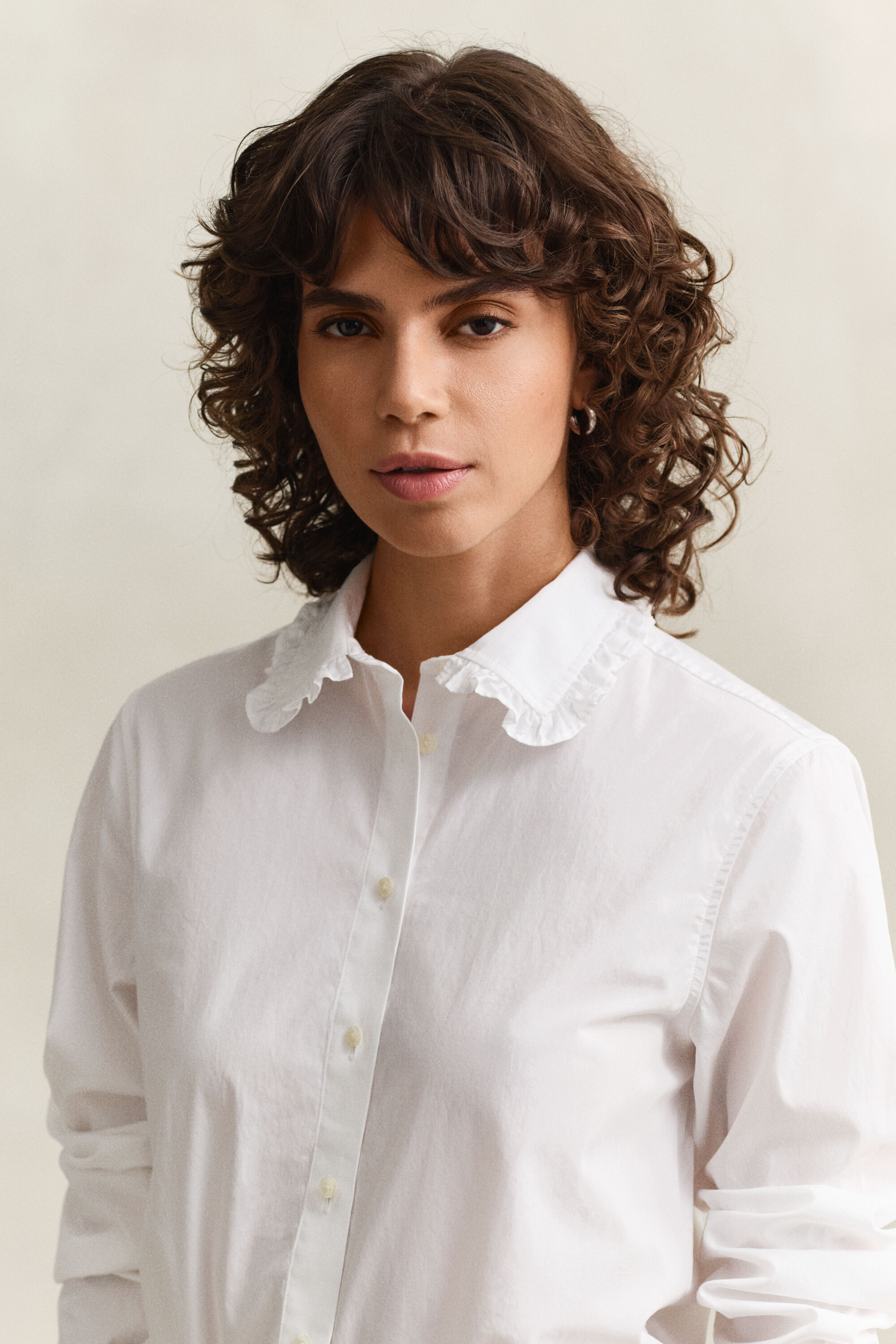 Puuvillainen röyhelöpaita