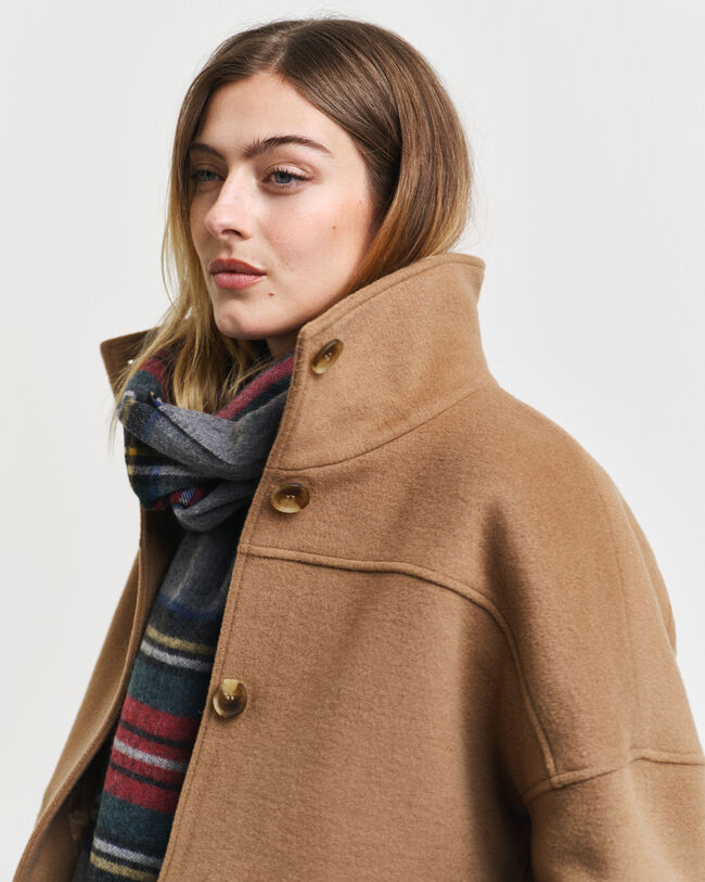 Lyhyt villakangastakki