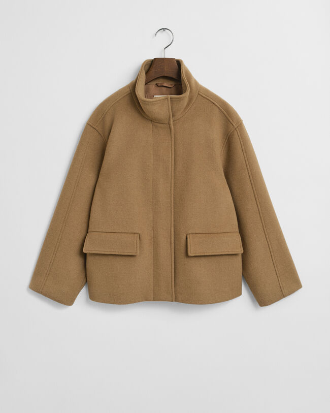 Lyhyt vetoketjullinen villakangastakki