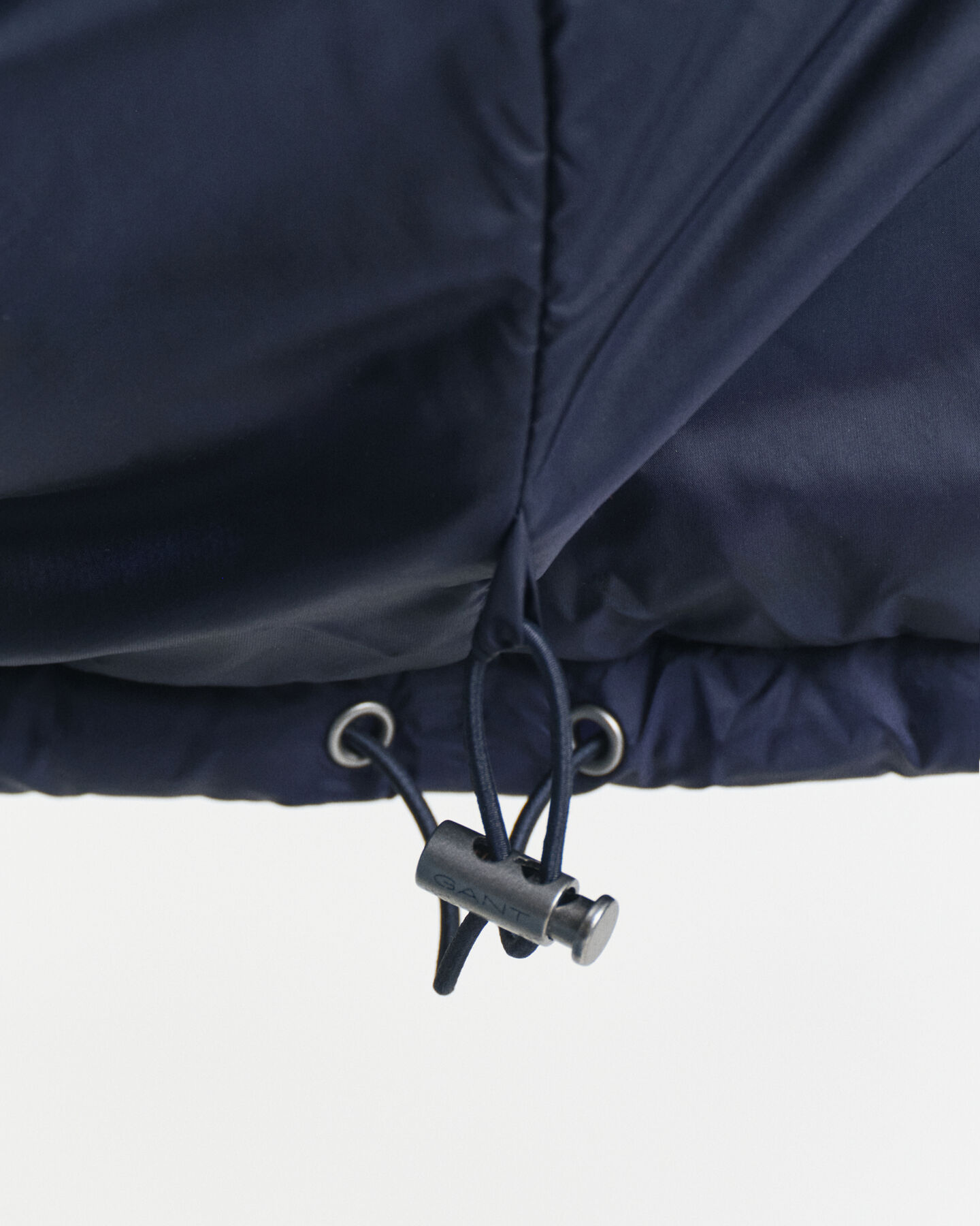 Kevyesti topattu takki